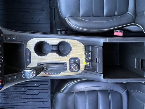 Used 2019 GMC Acadia Denali w/ Technology Package image 15