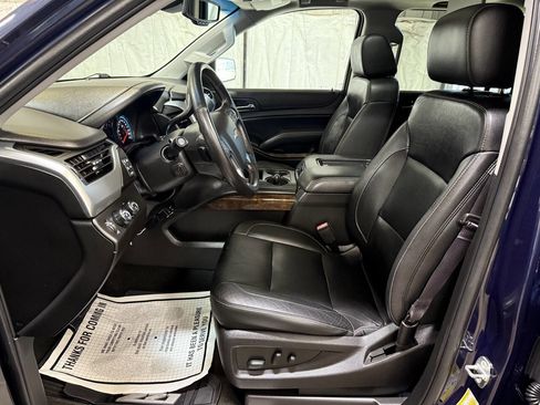 Used 2017 Chevrolet Suburban LT AWD/4WD image 15