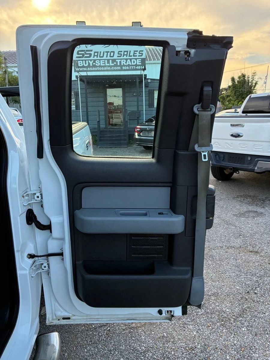 Used 2012 Ford F150 STX w/ STX Decor Pkg RWD image 12