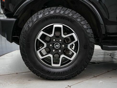 Certified 2024 Ford Bronco Outer Banks image 10