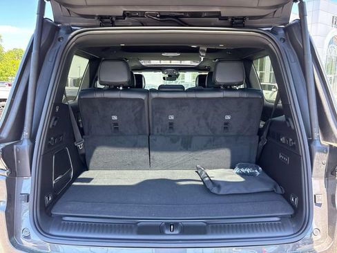 New 2026 Jeep Grand Wagoneer Limited AWD/4WD image 4