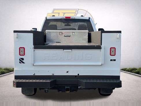 Used 2022 Ford F250 XL w/ Power Equipment Group AWD/4WD image 6