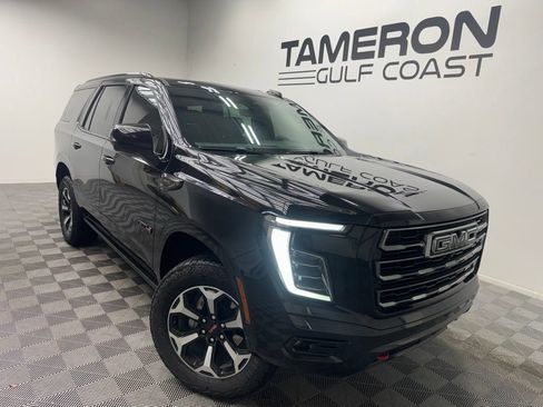 Used 2025 GMC Yukon AT4 w/ AT4 Premium Package AWD/4WD image 1