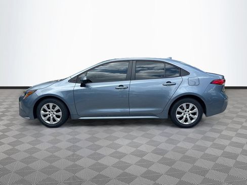 Used 2023 Toyota Corolla LE FWD image 4