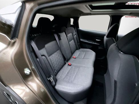 New 2026 Nissan Kicks SV w/ SV Premium Package image 9