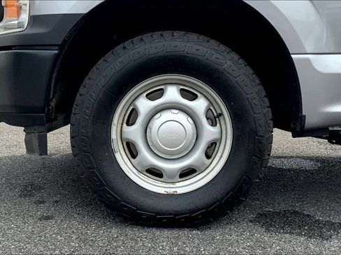 Used 2020 Ford F150 XL image 8