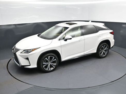 Used 2017 Lexus RX 350 FWD w/ Premium Package image 31