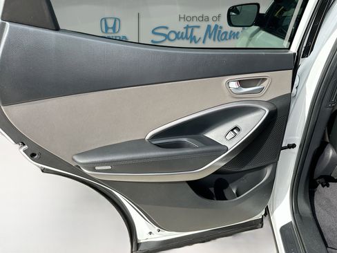 Used 2018 Hyundai Santa Fe Sport image 24