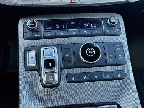 Used 2021 Hyundai Palisade Limited FWD image 16