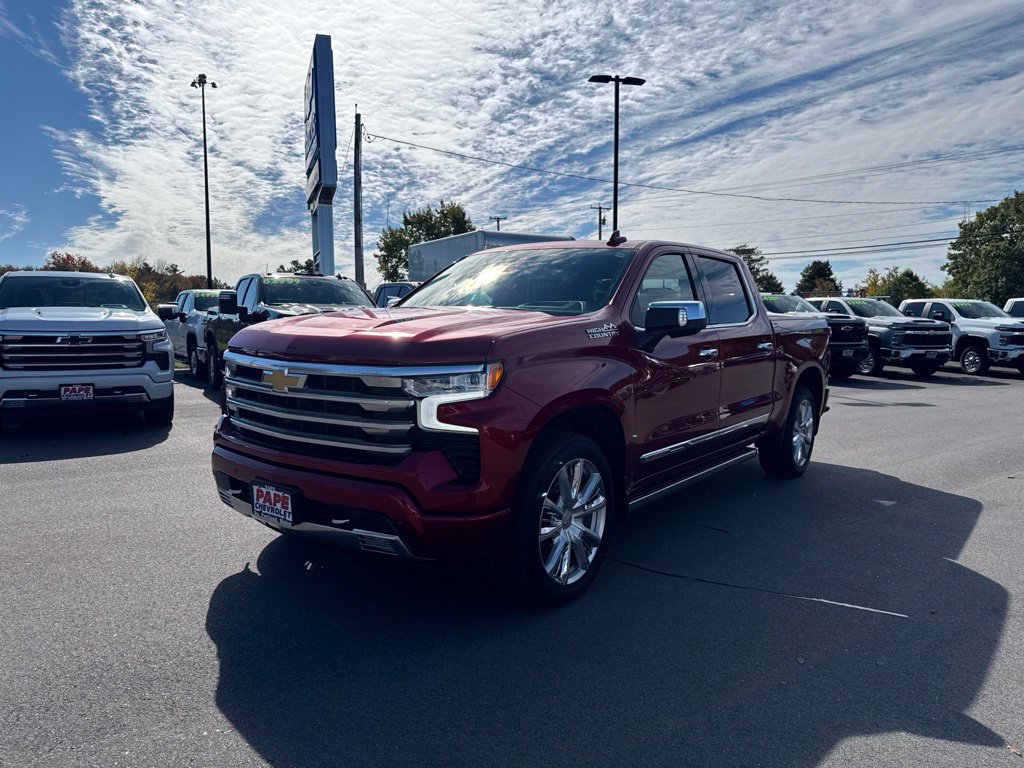 Used 2025 Chevrolet Silverado 1500 High Country AWD/4WD image 8