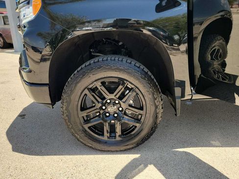 Used 2026 Chevrolet Silverado 1500 LT Trail Boss w/ Safety Package AWD/4WD image 12