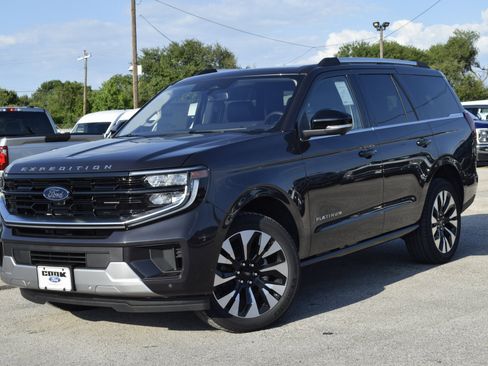 New 2025 Ford Expedition Platinum w/ Driver's Package image 1