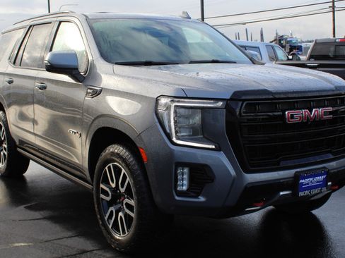 Used 2021 GMC Yukon AT4 w/ Rear Media and Nav Package AWD/4WD image 7