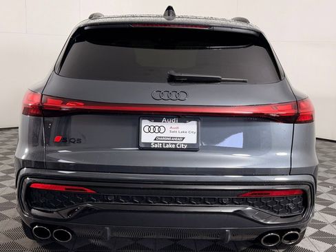 Used 2025 Audi SQ5 Prestige w/ Prestige Package AWD/4WD image 8