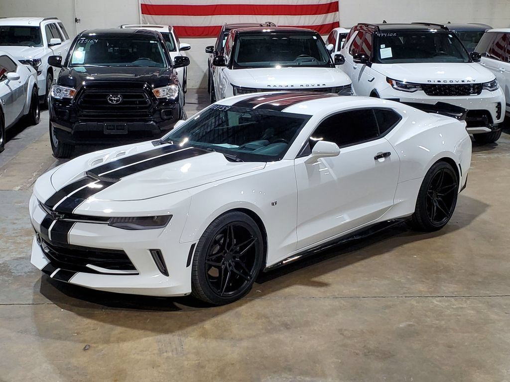 Used 2016 Chevrolet Camaro LT RWD image 30