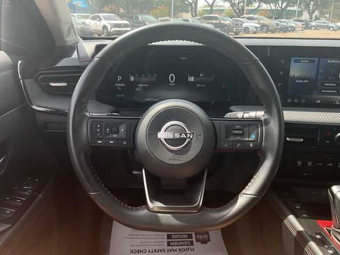Used 2026 Nissan Kicks SR FWD image 35