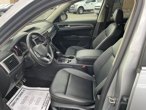 Used 2021 Volkswagen Atlas SE w/ Panoramic Sunroof Package image 15