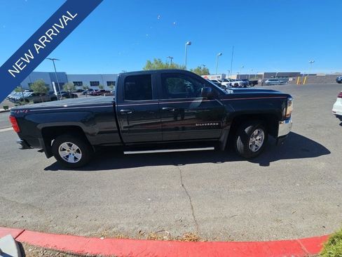 Used 2018 Chevrolet Silverado 1500 LT w/ All Star Edition AWD/4WD image 12