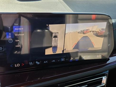 New 2026 Chevrolet Traverse RS image 12