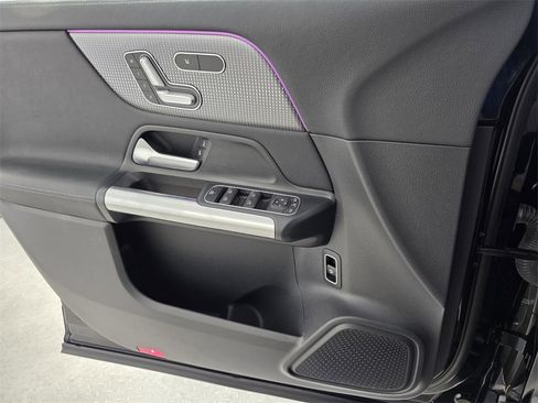 Certified 2023 Mercedes-Benz GLA 250 4MATIC image 24