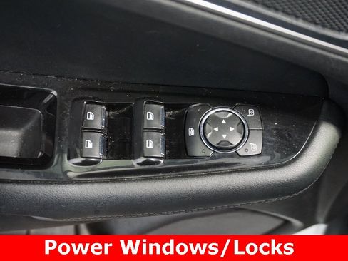 Used 2020 Ford Edge SEL w/ Convenience Package image 5