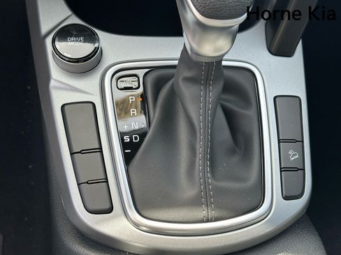 New 2026 Kia Seltos LX FWD image 18