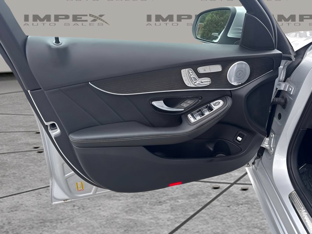Used 2021 Mercedes-Benz C 300 Sedan image 16