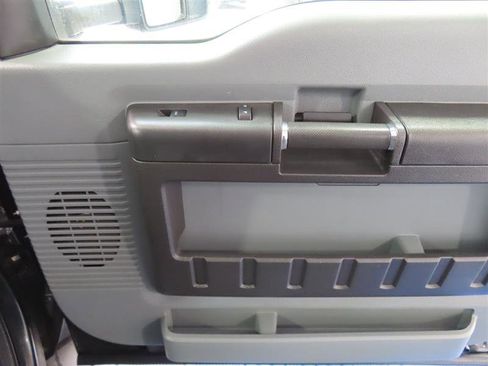 Used 2015 Ford F450 XL w/ Power Equipment Group AWD/4WD image 28