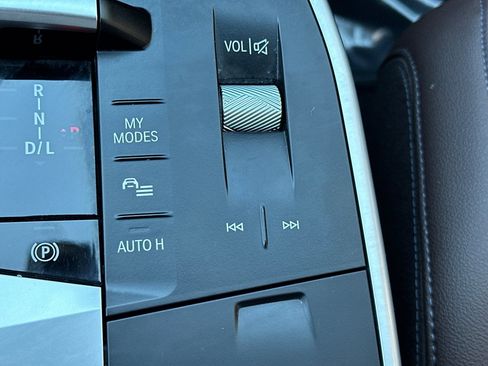 Used 2023 BMW X1 xDrive28i image 16