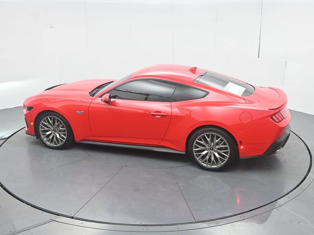 Used 2026 Ford Mustang GT Premium RWD image 32