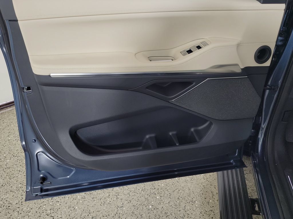 New 2027 Lincoln Navigator L Reserve RWD image 20