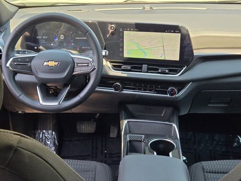 Certified 2025 Chevrolet Equinox LT w/ Safety and Technology Package FWD image 19
