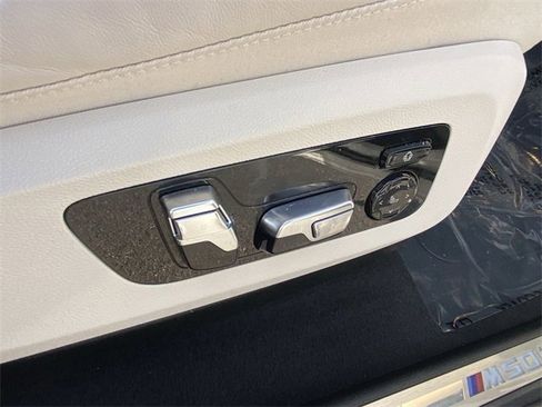 Certified 2023 BMW X6 M50i w/ Executive Package image 12