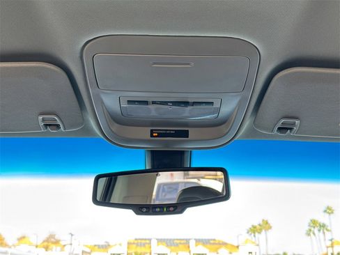 Used 2022 Chevrolet Colorado Z71 image 25