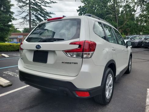 Certified 2024 Subaru Forester AWD/4WD image 3