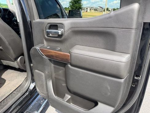 Used 2019 GMC Sierra 1500 SLT w/ SLT Premium Plus Package AWD/4WD image 26