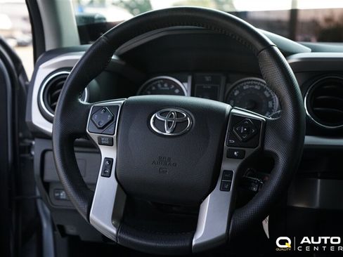 Used 2021 Toyota Tacoma SR5 w/ SR5 Appearance Package (SM) RWD image 14