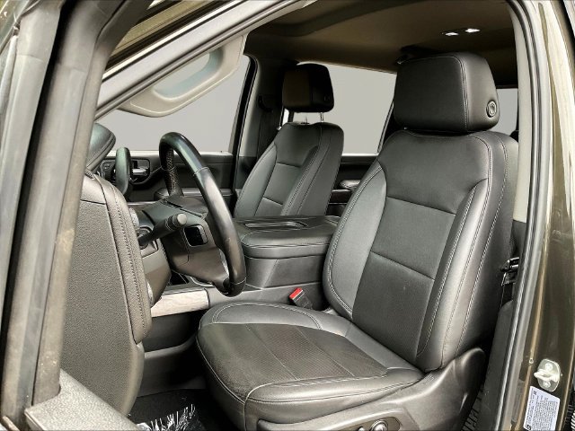 Used 2022 Chevrolet Silverado 2500 LTZ w/ LTZ Plus Package AWD/4WD image 22