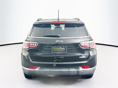 Used 2022 Jeep Compass Latitude w/ Sun and Sound Group image 7