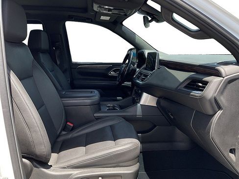 Used 2022 Chevrolet Tahoe LT RWD image 4