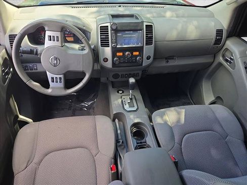 Used 2020 Nissan Frontier SV w/ Midnight Edition Floor Mats RWD image 17