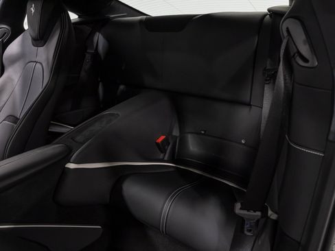 Used 2022 Ferrari Roma RWD image 45