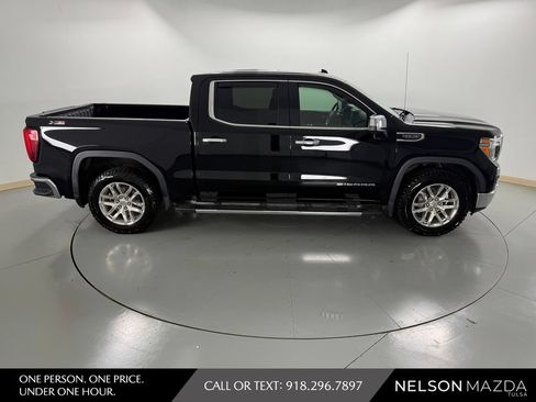 Used 2019 GMC Sierra 1500 SLT w/ SLT Premium Plus Package AWD/4WD image 5