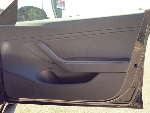 Used 2019 Tesla Model 3 Performance AWD/4WD image 11