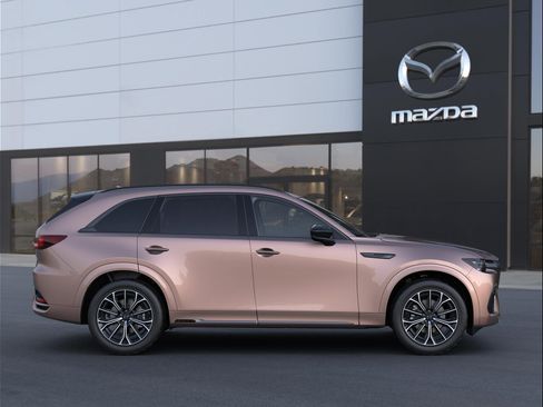 Certified 2025 MAZDA CX-70 3.3 Turbo S w/ Premium Package image 5