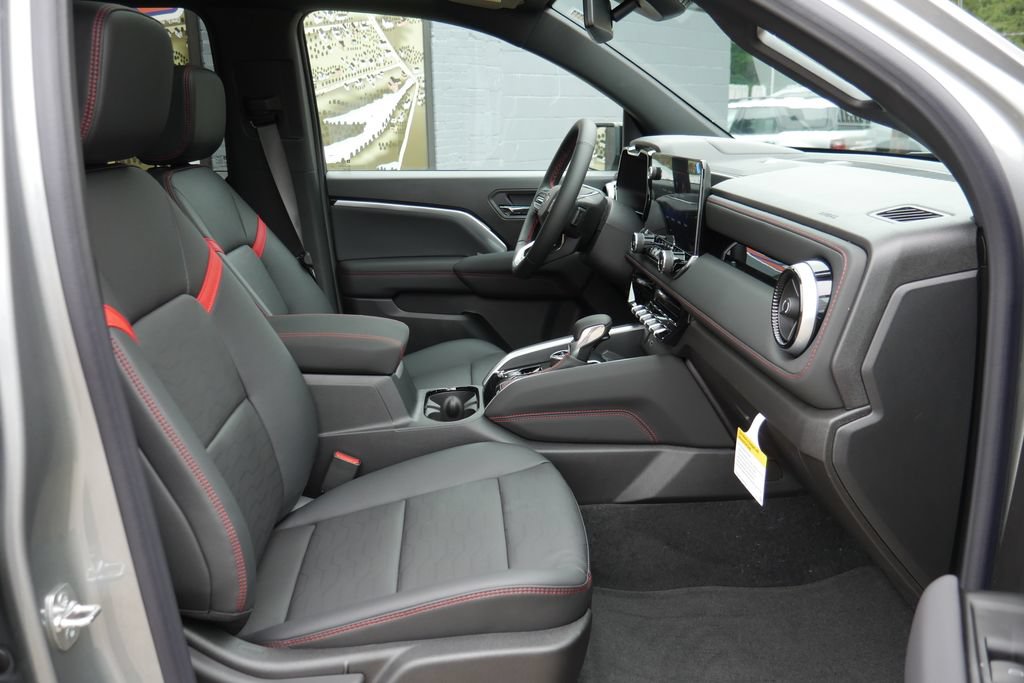 New 2026 Chevrolet Colorado Z71 w/ Technology Package AWD/4WD image 9