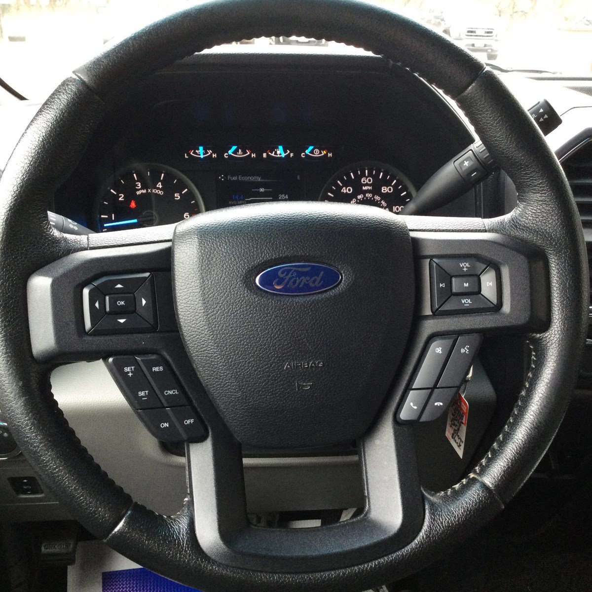 Used 2015 Ford F150 XLT w/ Equipment Group 302A Luxury AWD/4WD image 23