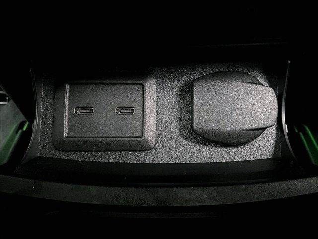 Used 2022 Mercedes-Benz GLC 300 image 26
