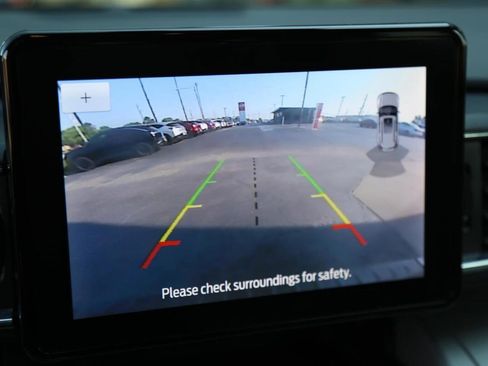 Used 2023 Ford Explorer XLT w/ Equipment Group 202A image 37