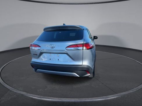 Used 2025 Toyota Corolla Cross L image 13